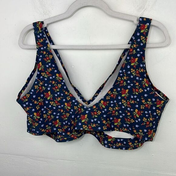 Parade Support Lift Plunge Bralette | Seamless Universal size C3 - Picture 2 of 9